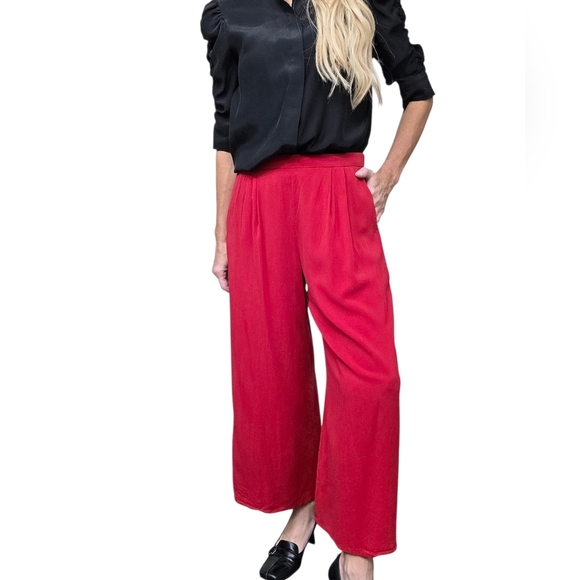 St John Evening Red Wide Leg Cropped Pants Back Zip High Waist Size S